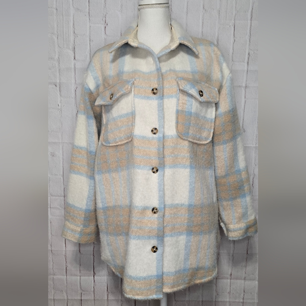Shacket Plaid Shirt Jacket Cream Blue Pockets Collar Button